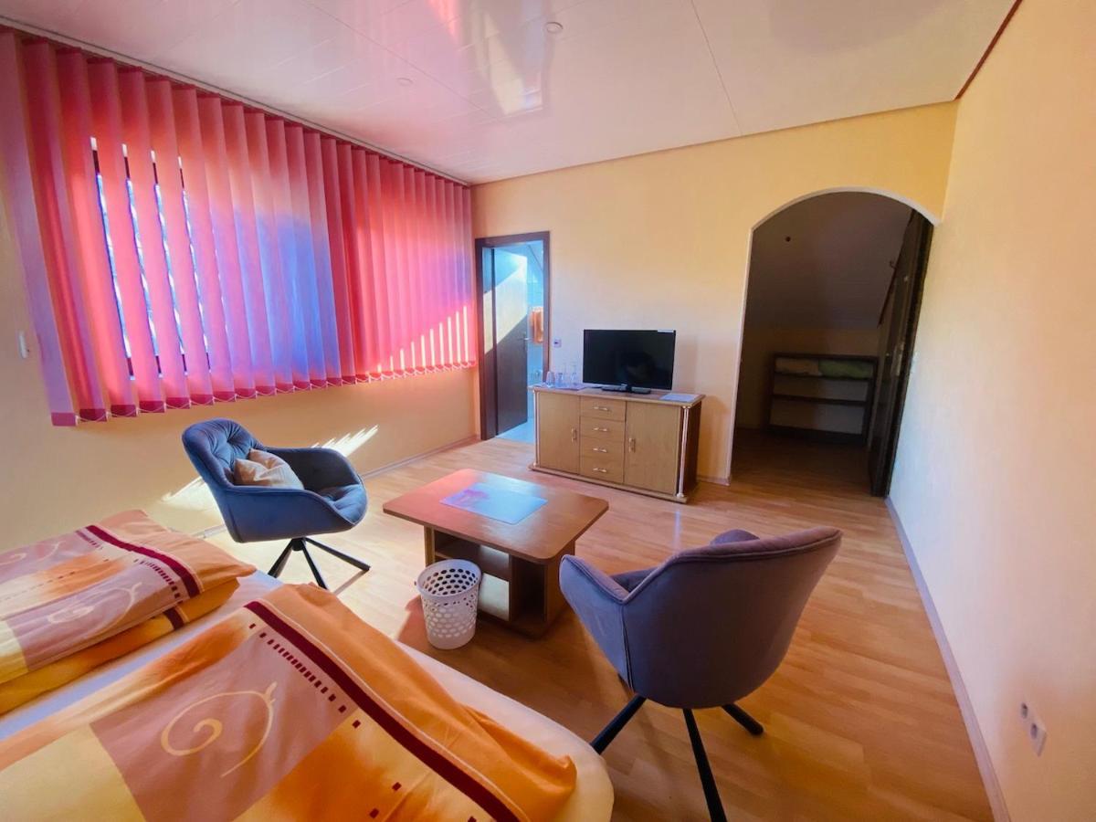 Pension Schmitt Waldfenster ภายนอก รูปภาพ