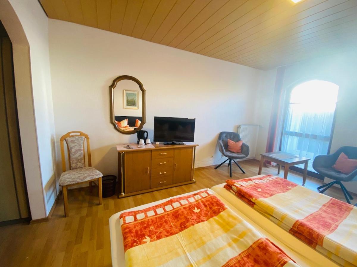 Pension Schmitt Waldfenster ภายนอก รูปภาพ