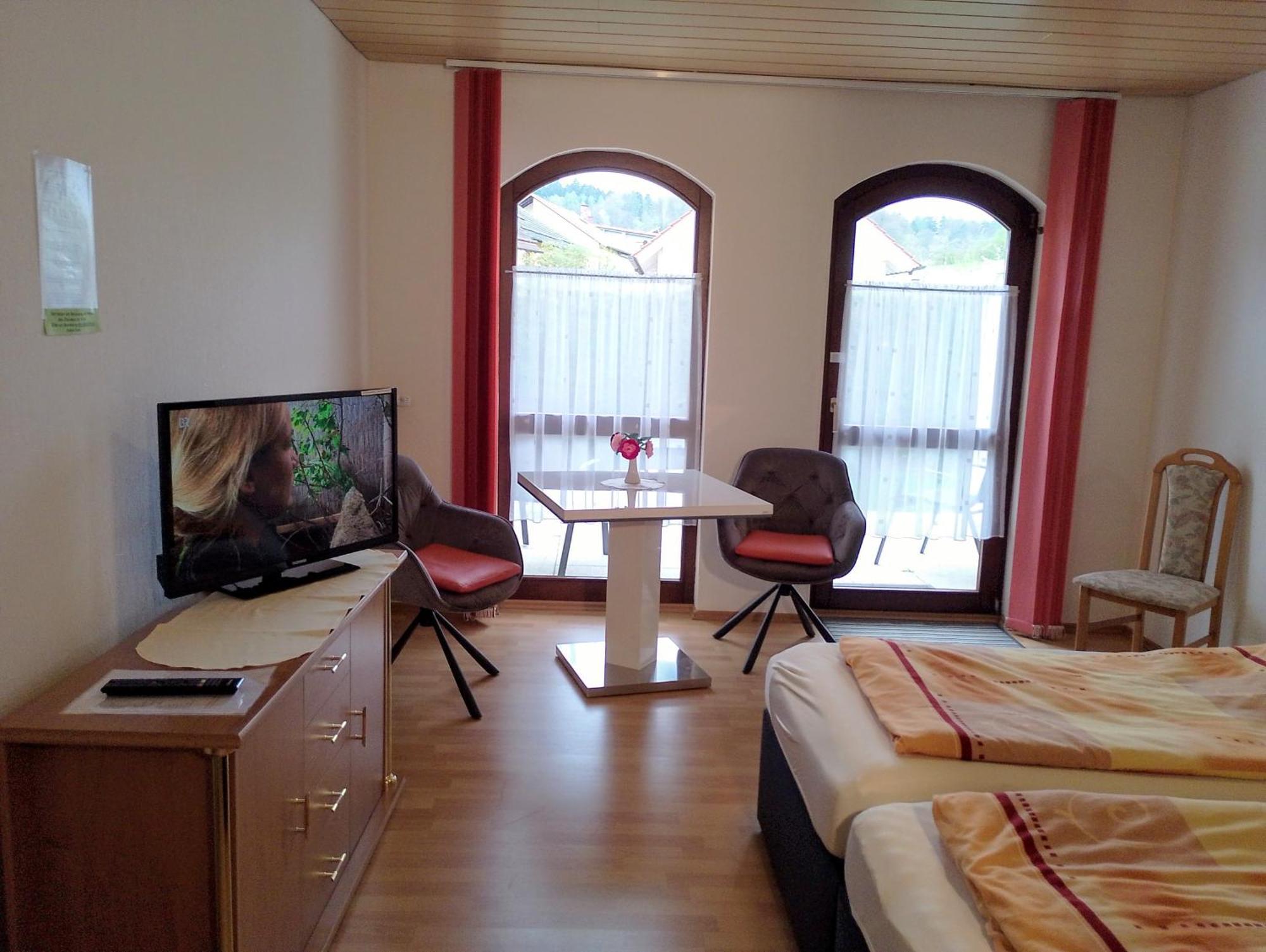Pension Schmitt Waldfenster ภายนอก รูปภาพ